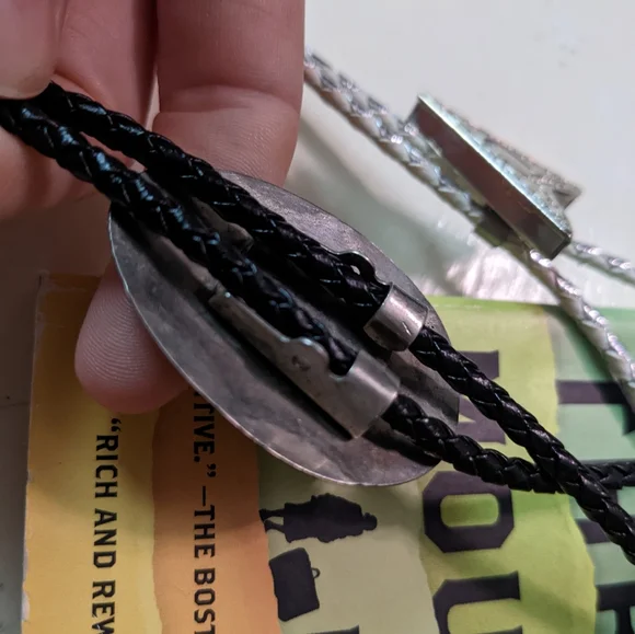 Vintage Cowboy Turquoise Bolo - Picture 5 of 6